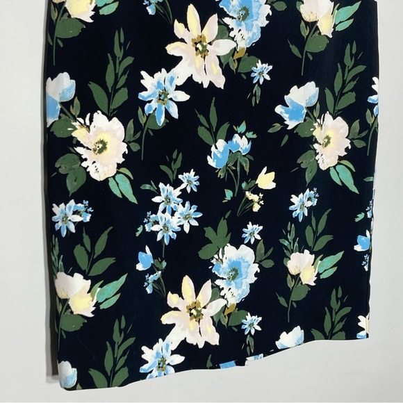 ANN TAYLOR | NWT | Floral Print Midi Skirt - Picture 6 of 15